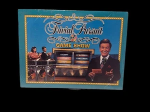 Parker Brothers Trivial Pursuit Game Show 1993  Factory Sealed Wink Martindale - Foto 1 di 1