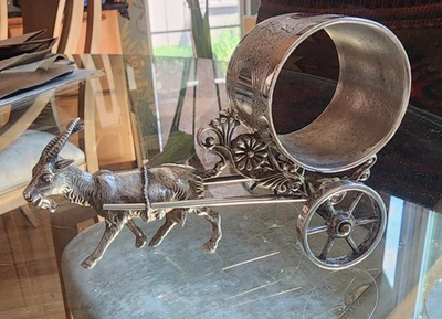 ANILLO SERVILLETA FIGURATIVO CARRO TIRADOR CABRA MERIDEN #212 Foto 1 de 4