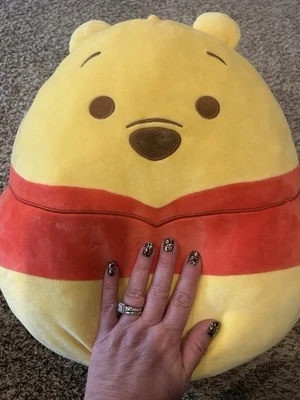 Malvaviscos Disney 10" Winnie The Pooh Squishmallows Foto 1 de 2