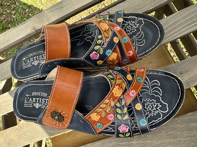 L'Artiste by Spring Step Leigh Hand Painted Leather Slides Sandals EU 41 - Image 1 of 4
