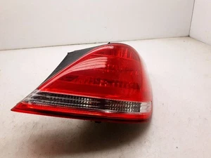 05-07 TOYOTA AVALON DRIVER SIDE LEFT REAR TAIL LIGHT - Picture 1 of 12