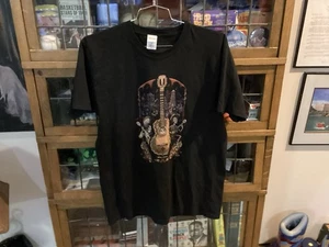 T-shirt grafica Disney Pixar COCO film chitarra Pixar nera taglia L - cool - Foto 1 di 12