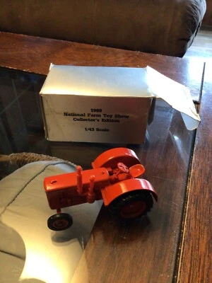 Rare Ertl 1989 National Farm Toy Show CASE 500 F-1 Diecast 1/43 Tractor #2566MA - Image 1 of 4