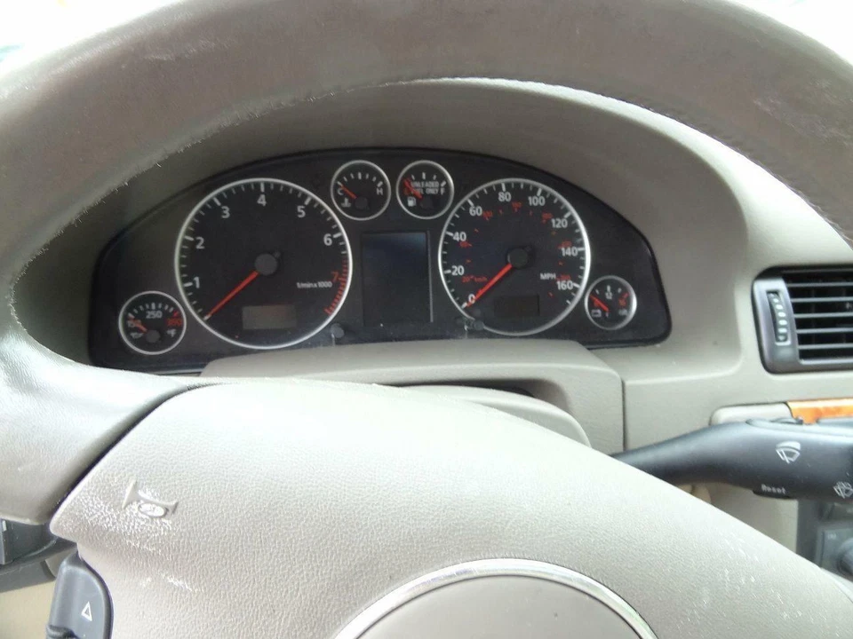 AUDI A6 2002 2003 2004 3,0 L VELOCÍMETRO **Envío gratuito** Foto 1 de 1