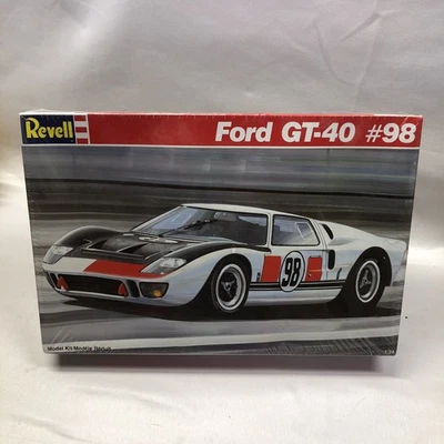 1989 kit de carro modelo REVELL 1:24 NÃO CONSTRUÍDO FORD GT-40 #98 carro de corrida #7131 lacrado - Imagem 1 de 4