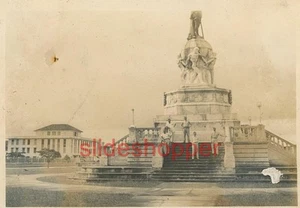 Photo 1930s View of Men Posing at Balboa Statue Panama City, Panama - Picture 1 of 3