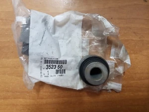 KIT X 2 SUPPORTI BOCCOLA BRACCIO OSCILLANTE PER CITROEN PEUGEOT 352350 - Foto 1 di 1