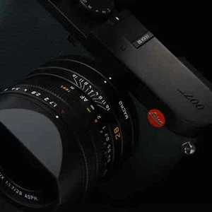 Leica Q2 007 Edition (250 Pieces Only) -MINT- #189 - Picture 1 of 12