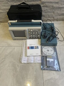 Tektronix TDS3054C 4 Channel Oscilloscope - Picture 1 of 20