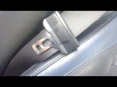 15-17 Chrysler 200 sedán delantero derecho pasajero canastilla cinturón de seguridad retractor negro Foto 1 de 4