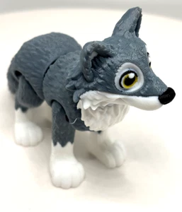 Embrace the Wild with Luna: The Flexible 3D Printed Wolf! - Picture 1 of 5