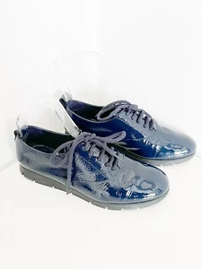 HOTTER Size 5.5 Navy Blue Patent Leather Lace Up Walking / Travel Oxfords Shoes - Picture 1 of 9