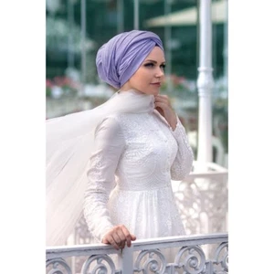 Queen Schal Kopftuch Mit Fransen Puskullu Esarp Sal Tesettür Hijab Turban  - Bild 1 von 2