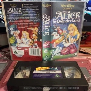 Walt Disney Classics Alice in Wonderland VHS Video Vintage - Picture 1 of 2