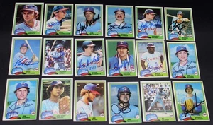 Texas Rangers Signed 1981 Topps Lot (18) Al Oliver/Harrelson + Auto ZJ17947 - Picture 1 of 6