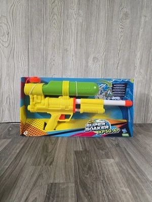 ¡NUEVO! Pistolas de chorro de agua Nerf Super Soaker XP50-AP edición limitada 2021 Foto 1 de 4