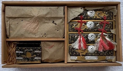 HINA DOLL Doll's Festival Makie Miniature Furniture Box Japan Antique New In Box - Image 1 of 4