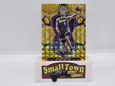 2023-24 Panini Mosaic De'Aaron Fox Reactive Yellow #163 Sacramento Kings - Image 1 of 3