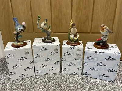 3 NÃO 4 BORDER FINE ARTS STUDIO Enfeites de Pássaros -ROBIN-WREN+BLUETIT - NA CAIXA - MUITO BOM ESTADO - Imagem 1 de 4