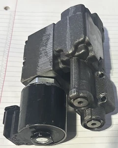 11112296, Danfoss, Serie 45, Kit de Control, Encendido - Apagado Eléctrico Derecho, 12 Voltios - Imagen 1 de 3