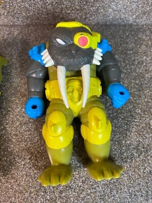 Hasbro 1988 - Transformers G1 - Pretender Longtooth - Solo carcasa Foto 1 de 4