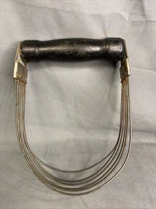 Vintage ANDROCK  Black Wooden Hand lWire Pastry Blender Pie Dough Cutter USA - Picture 1 of 4