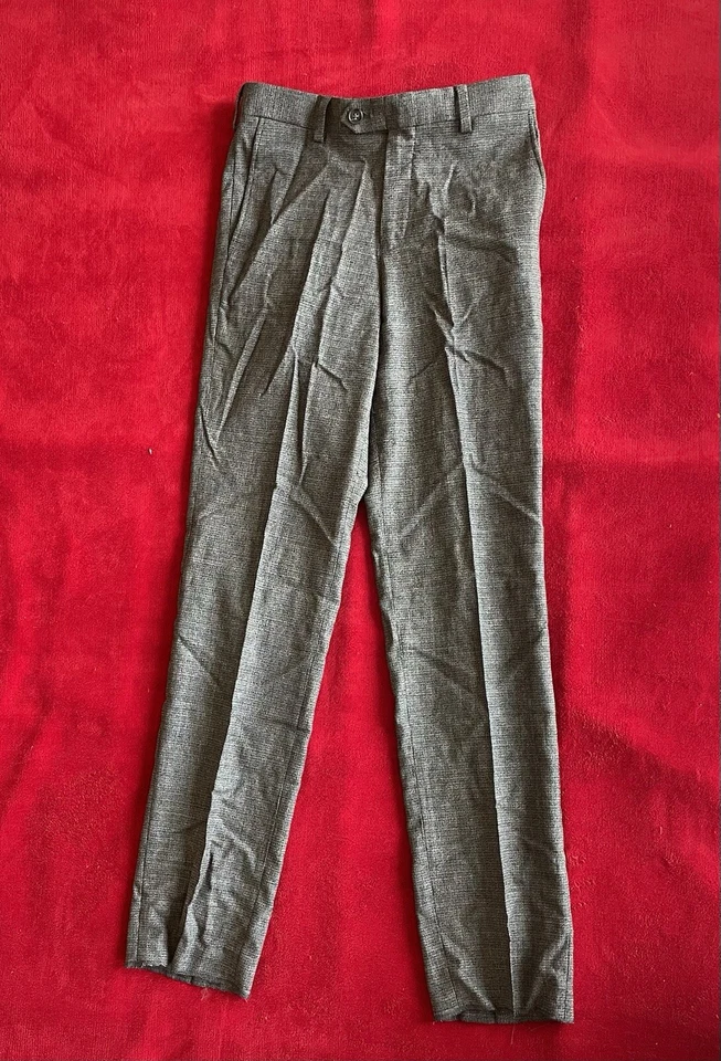 Unbranded Boy's Straight Flat Front Side Pockets Gray Dress Pants Size: 10 - Image 1 of 4