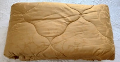 Queen Scroll Jacquard Bedspread Bed Cover Golden Tan Lightweight Blanket - Image 1 of 3