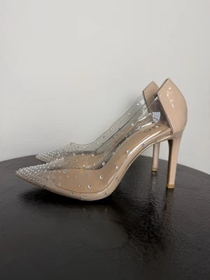 Zapatos de salón sin cordones INC plateados transparentes Katey punta de aguja 8 M Foto 1 de 4