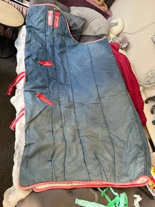 5'9 Horseware Ireland Stable Rug - Picture 1 of 4