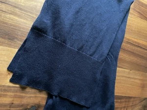 COS Schal Reine Wolle dunkelblau Topp Neu Preis 129 Euro - Bild 1 von 5