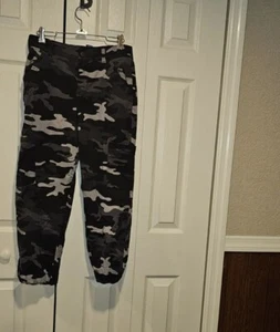 Arizona Size 7 Army Black Gray Pants Cargo Pockets Ladies Girls - Picture 1 of 6