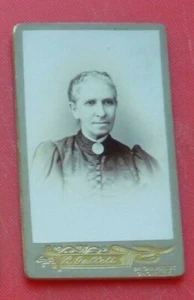 Pequeño CDV Lady R Gabbott Chapel St Chorley - Imagen 1 de 2