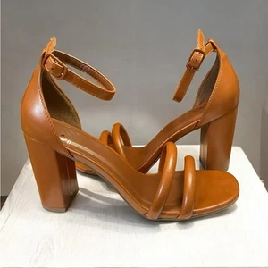 My Delicious Shoes-  Open Toe Ankle Strap Shoe TIARA-S  Size 7 NIB - Picture 1 of 7