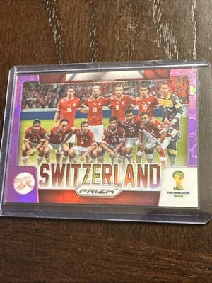2014 Panini призма чемпионата мира команды фотографии Швейцарии #30 фиолетовый призма /99 - Изображение 1 из 4