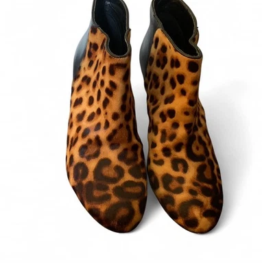 Nine West Boots Womens 9 M Ankle Booties Leopard Cow Leather Zip real fur  - Image 1 of 4