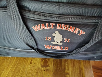 Maleta Disney 1971 con ruedas y fácil transporte mango extendido Foto 1 de 3