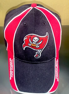 Tampa Bay Buccaneers NFL Team Apparel Hat Adjustable New - Picture 1 of 3