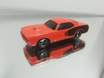 MAISTO PLYMOUTH HEMI CUDA IN ORANGE - Image 1 of 4