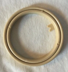 NEW Vintage NEW BERLIN Tan Plastic Embroidery Stitchery Round Frame 3” Diameter - Picture 1 of 2