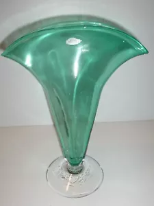 Atemberaubende Blenko Vase in Fächerform, grün mit klarem Sockel - Bild 1 von 6