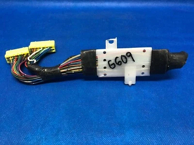 ECU ECM MODULE HARNESS PLUG WIRING CONNECTOR MAZDA B2600i TRUCK G618 G609 G630 - Image 1 of 4