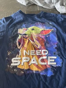 Star Wars Kids Grogu I Need Space Graphic T-Shirt Sz Large dc7 - Picture 1 of 3