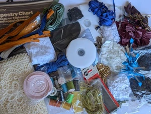 LOTE DE TRABAJO #92: hilos vintage, cinta, encaje, lazos, cremalleras y más - Imagen 1 de 10