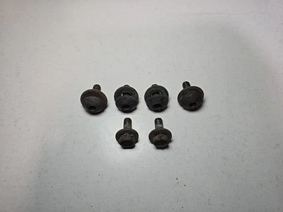 Yamaha MT-07 2014 - 2017 Front Mudguard Bolts - Image 1 of 3