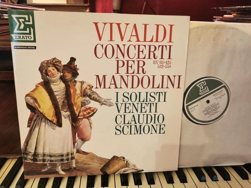 VIVALDI: Concertos for mandolin    I solisti veneti Scimone / Erato digital LP F - Photo 1/1