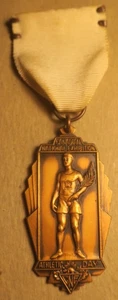 1938 Canadian National Athletic Day Bronze Medal 1 Mile Run,3d place, w/ribbon - Picture 1 of 2