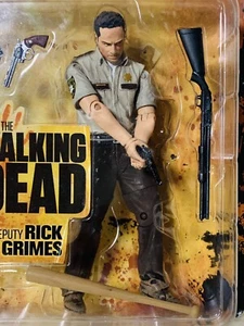 Walking Dead "DEPUTY RICK GRIMES" Series 1 McFarlane Toys Small Card NEW Sealed - Picture 1 of 6