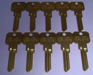 Lotto di 10 LUNGHI non tagliati Kwikset KW1 KW10 KW11 Ottone ""Non duplicare"" Chiavi vuoti - Foto 1 di 2