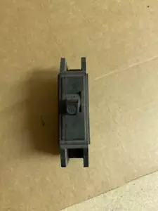 ITE Siemens EQ-1120 Circuit Breaker 120v 20a 1 Pole - Picture 1 of 5